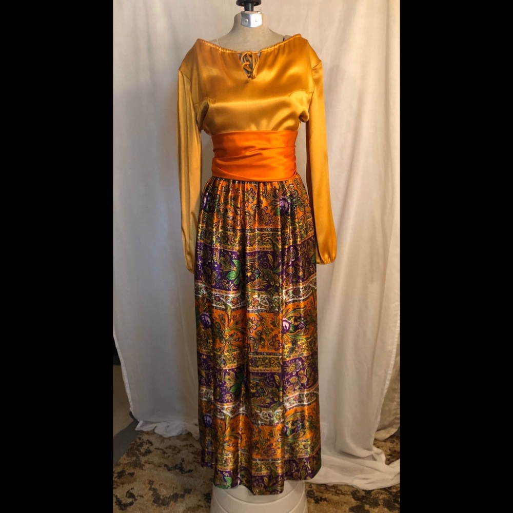 Golden Vintage Maxi Dress (Silk?) with waist sash